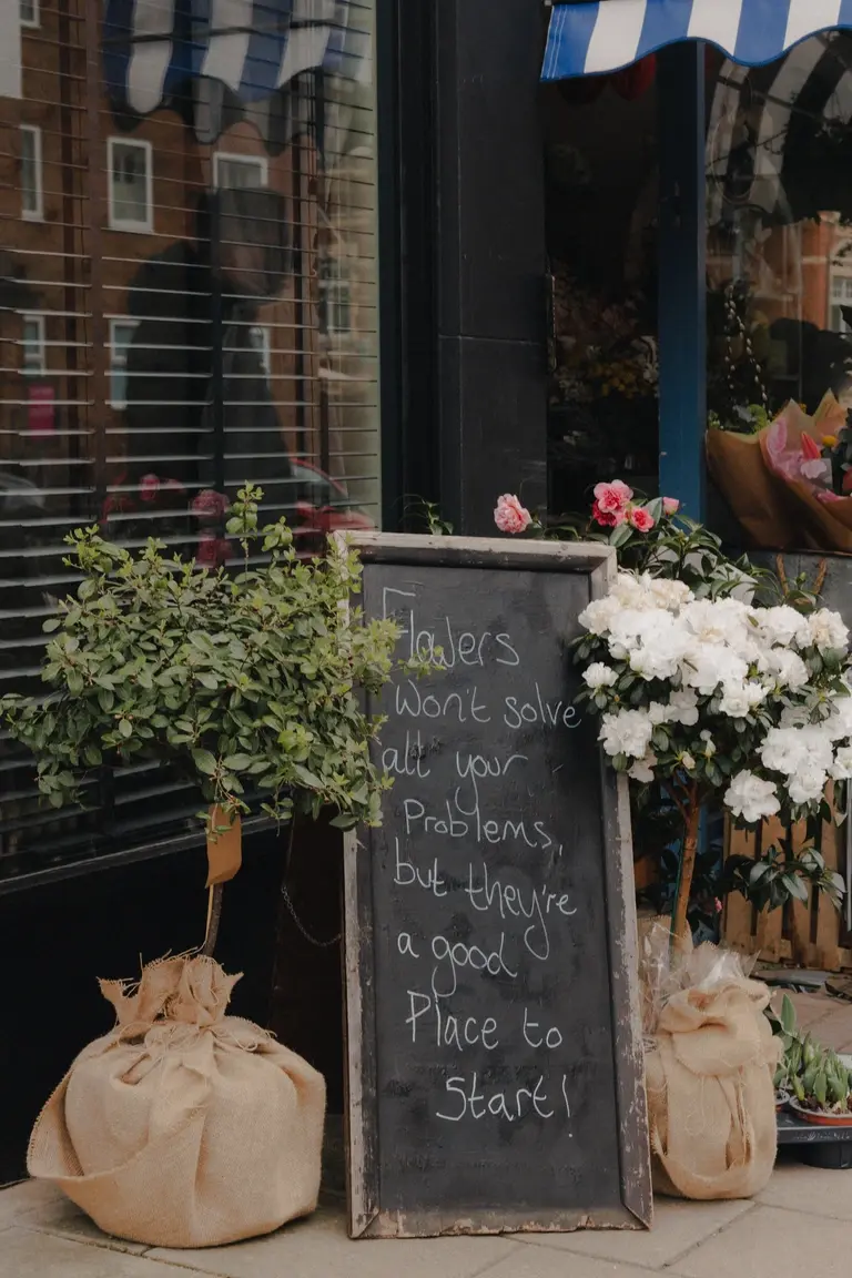 Floral shop signage in Leigh-on-Sea